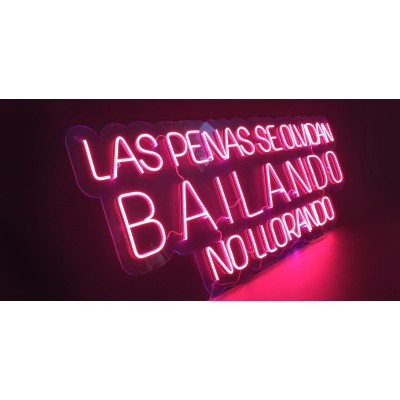Neón Las penas se olvidan bailando, no llorando Neón Las penas se olvidan bailando, no llorando