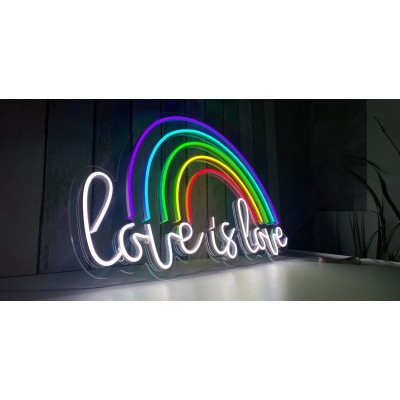 Neón LOVE IS LOVE