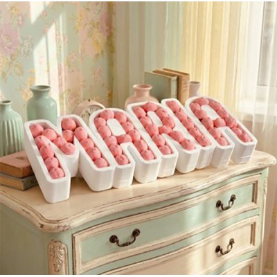 Nombre de corcho para candy bar modelo Mayúscula